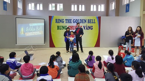 Sôi động cuộc thi Rung chuông vàng Tiếng Anh dành cho học sinh khối 3